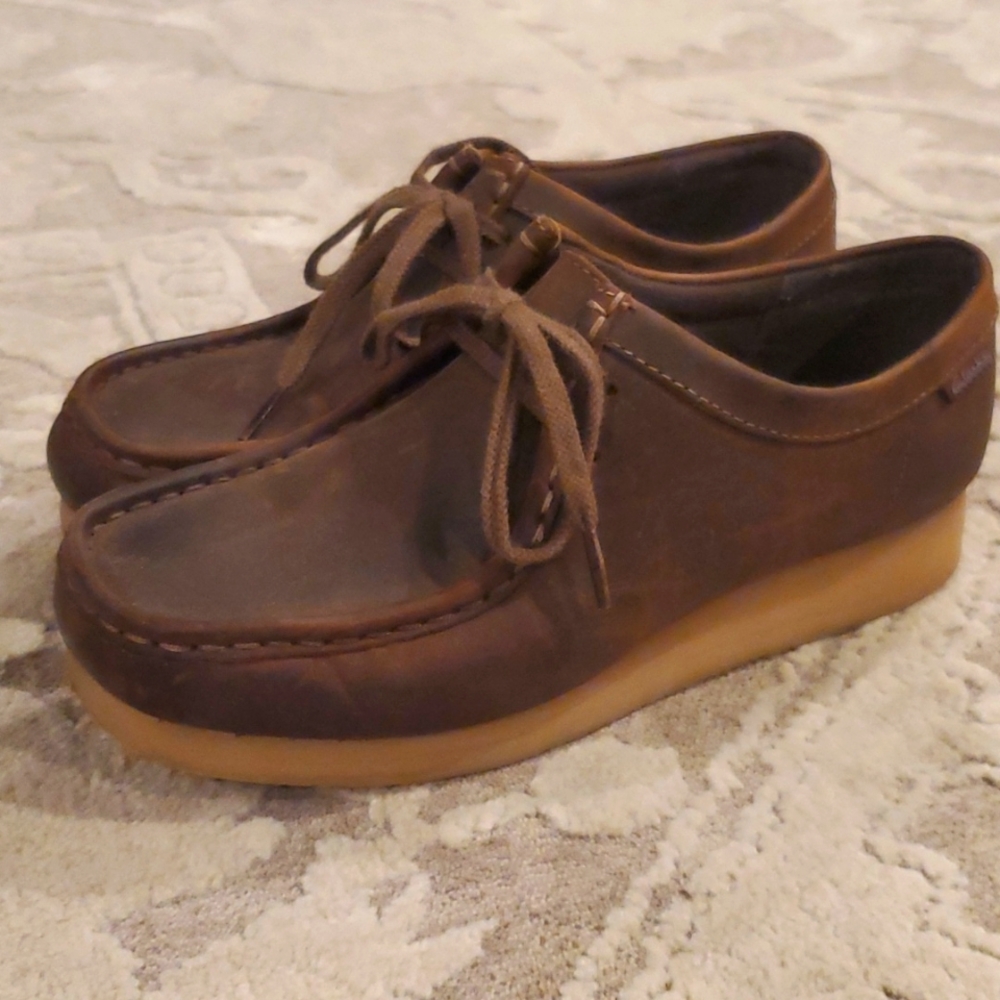Clarks Wallabees